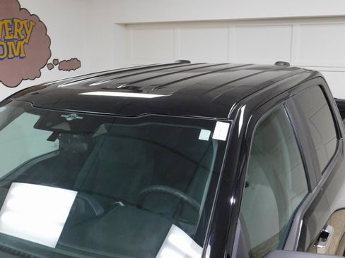 Used 2023 Ford F150 XLT w/ XTR Package image 17