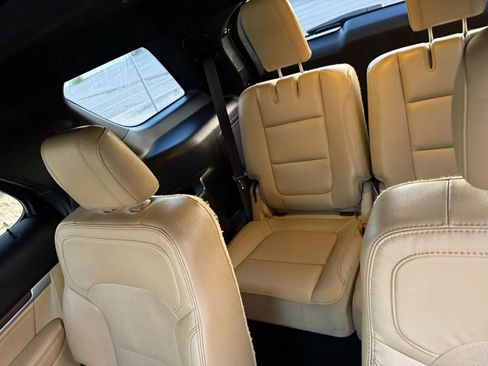 Used 2016 Ford Explorer Limited w/ Equipment Group 301A image 11