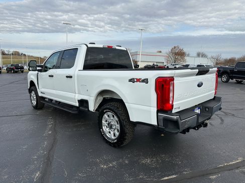 Certified 2024 Ford F250 XLT image 6