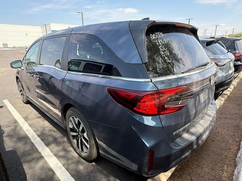 Used 2025 Honda Odyssey EX-L image 3