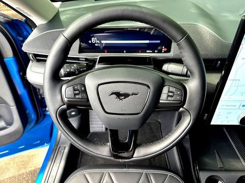 Used 2025 Ford Mustang Mach-E Select w/ Comfort Package Lite RWD image 12