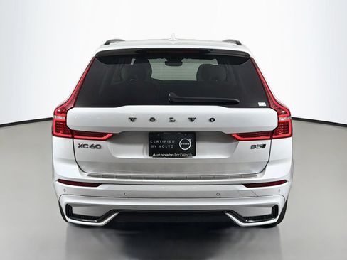 Certified 2024 Volvo XC60 B5 Plus w/ Protection Package Premier AWD/4WD image 7