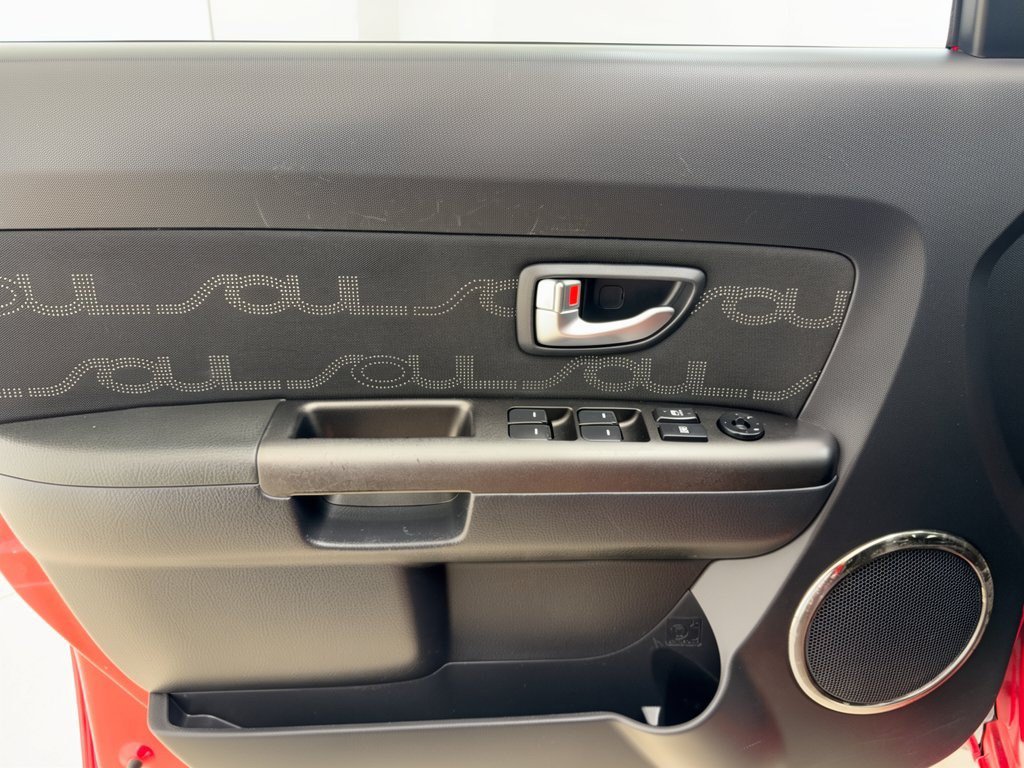 Used 2013 Kia Soul + w/ Audio Pkg FWD image 14