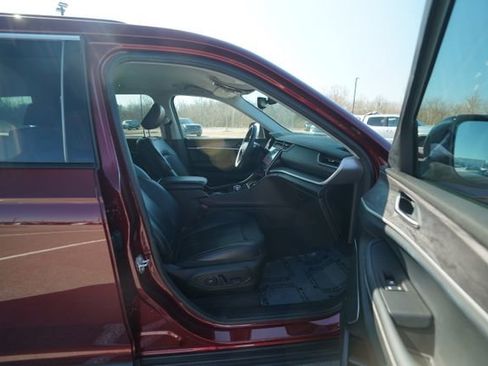 Used 2022 Jeep Grand Cherokee L Limited image 20