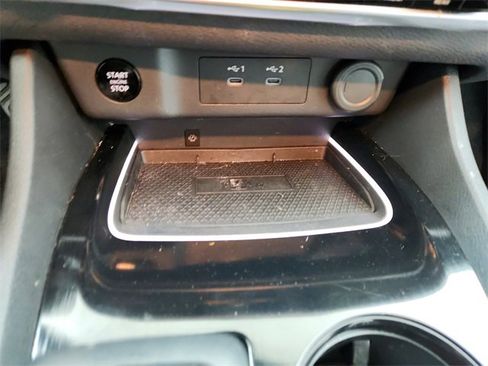 Used 2025 Nissan Rogue SL w/ Tech Package image 31