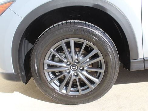 Used 2021 MAZDA CX-5 Touring image 10