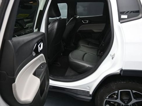 Used 2025 Jeep Compass Limited AWD/4WD image 34