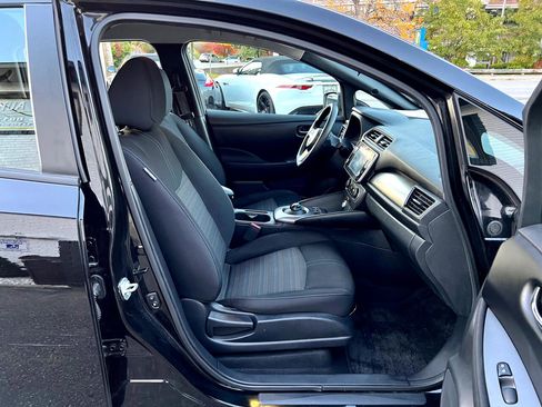Used 2020 Nissan Leaf S w/ S Charge Package image 22