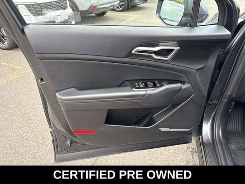 Used 2024 Kia Sportage EX FWD image 13