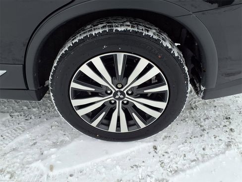 Used 2019 Mitsubishi Outlander FWD image 36