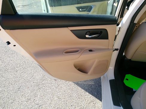 Used 2017 Nissan Altima 2.5 S w/ Power Driver Seat Package image 18