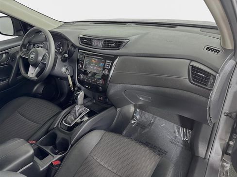 Certified 2020 Nissan Rogue S image 27