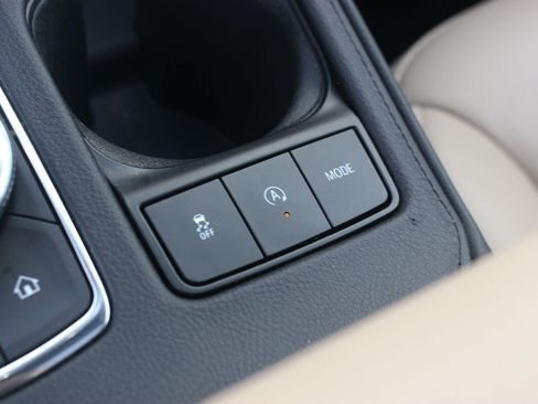 Used 2024 Cadillac XT4 Premium Luxury FWD image 23