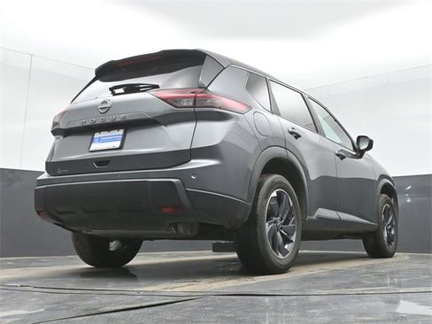Used 2025 Nissan Rogue SV image 49