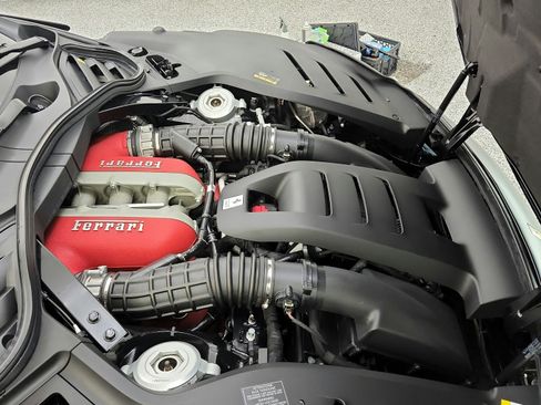 Used 2024 Ferrari Purosangue AWD/4WD image 41
