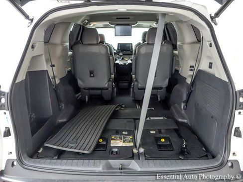 Used 2021 Toyota Sienna XLE w/ XLE Plus Package AWD/4WD image 25