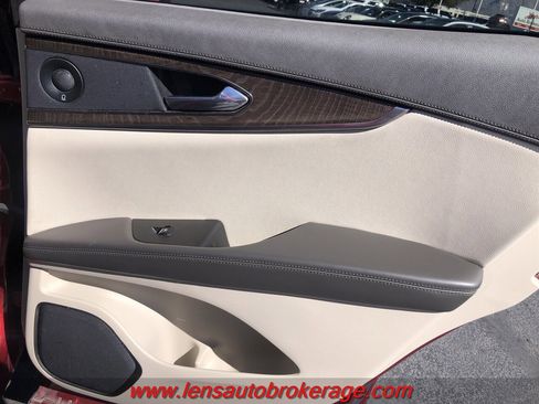 Used 2019 Lincoln Nautilus Reserve image 19