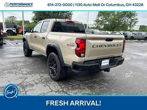 Used 2024 Chevrolet Colorado Trail Boss w/ Technology Package AWD/4WD image 6