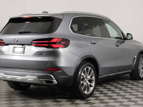 Used 2024 BMW X5 xDrive40i w/ Parking Assistance Package AWD/4WD image 12