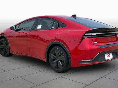 New 2026 Toyota Prius Plug-In Hybrid FWD image 12