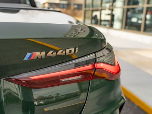 Used 2023 BMW 440i xDrive Convertible w/ Premium Package image 7