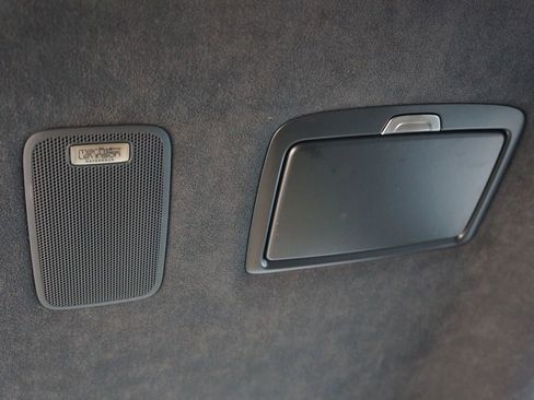 Used 2021 Lexus LS 500 w/ Interior Upgrade Package RWD image 32