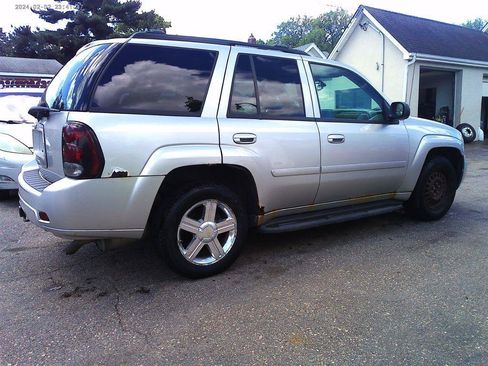 Used 2008 Chevrolet TrailBlazer LT AWD/4WD image 4