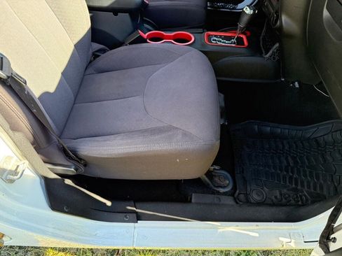 Used 2014 Jeep Wrangler Unlimited Sport image 47
