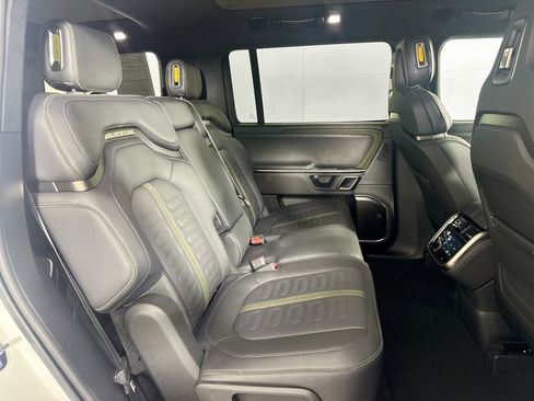 Used 2024 Rivian R1S Adventure image 33