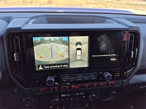 New 2026 Nissan Frontier PRO-4X w/ Pro-4x Convenience Package image 16