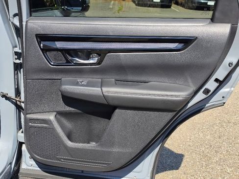 Used 2025 Honda CR-V EX-L image 16