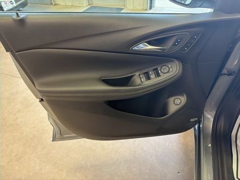 Used 2024 Buick Encore GX Avenir AWD/4WD image 13