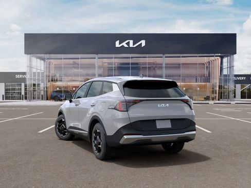 New 2026 Kia Sportage EX FWD image 4