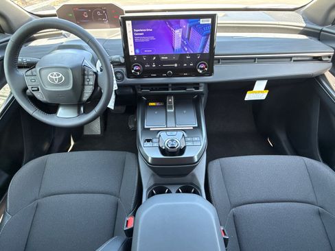 New 2026 Toyota C-HR AWD/4WD image 19