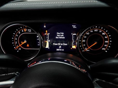 Used 2023 Jeep Gladiator Overland w/ LED Lighting Group image 30