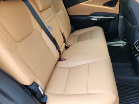 Used 2024 Lexus RX 350 Premium w/ Convenience Package AWD/4WD image 18