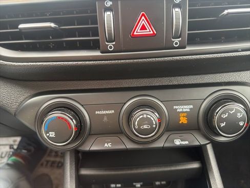 Certified 2023 Kia Forte LXS w/ LXS Technology Package image 21