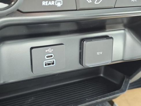 New 2025 Ford F450 XL w/ XL Chrome Package image 22