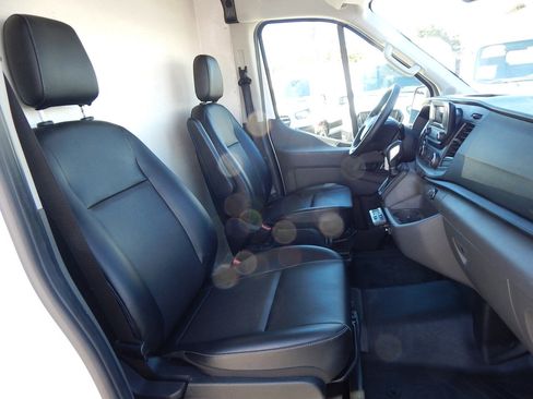 Used 2022 Ford Transit 250 148 High Roof Extended RWD image 21