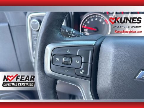 Used 2020 Chevrolet Silverado 1500 LT Trail Boss AWD/4WD image 31