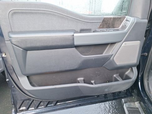 Used 2022 Ford F150 Lariat w/ Max Trailer Tow Package image 8