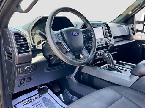 Used 2019 Ford F150 XLT w/ Equipment Group 302A Luxury AWD/4WD image 9