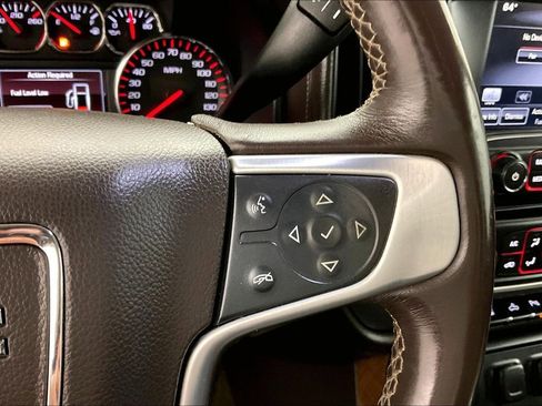Used 2015 GMC Sierra 1500 SLT w/ Driver Alert Package AWD/4WD image 10