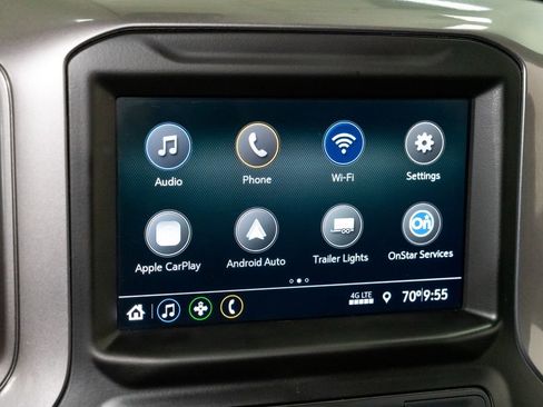 Used 2020 Chevrolet Silverado 1500 Custom w/ Custom Value Package image 18