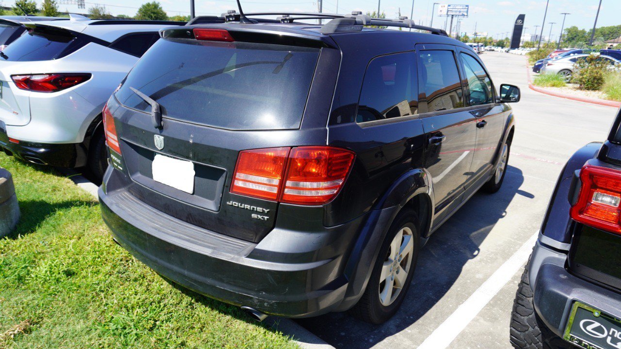 Used 2010 Dodge Journey SXT w/ Flexible Seating Group FWD image 6