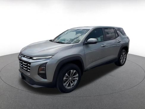 Used 2025 Chevrolet Equinox LT FWD image 8