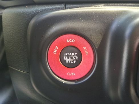 Used 2022 Jeep Wrangler Sport AWD/4WD image 25