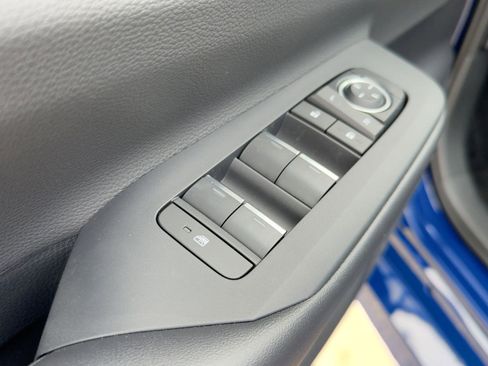 New 2026 Toyota Prius Plug-In Hybrid image 12