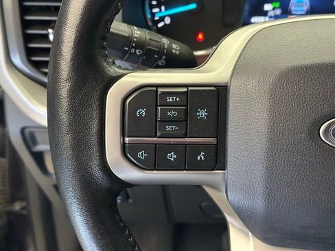 Used 2024 Ford Expedition XLT AWD/4WD image 22