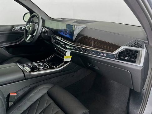 New 2026 BMW X5 xDrive40i w/ M Sport Package image 37